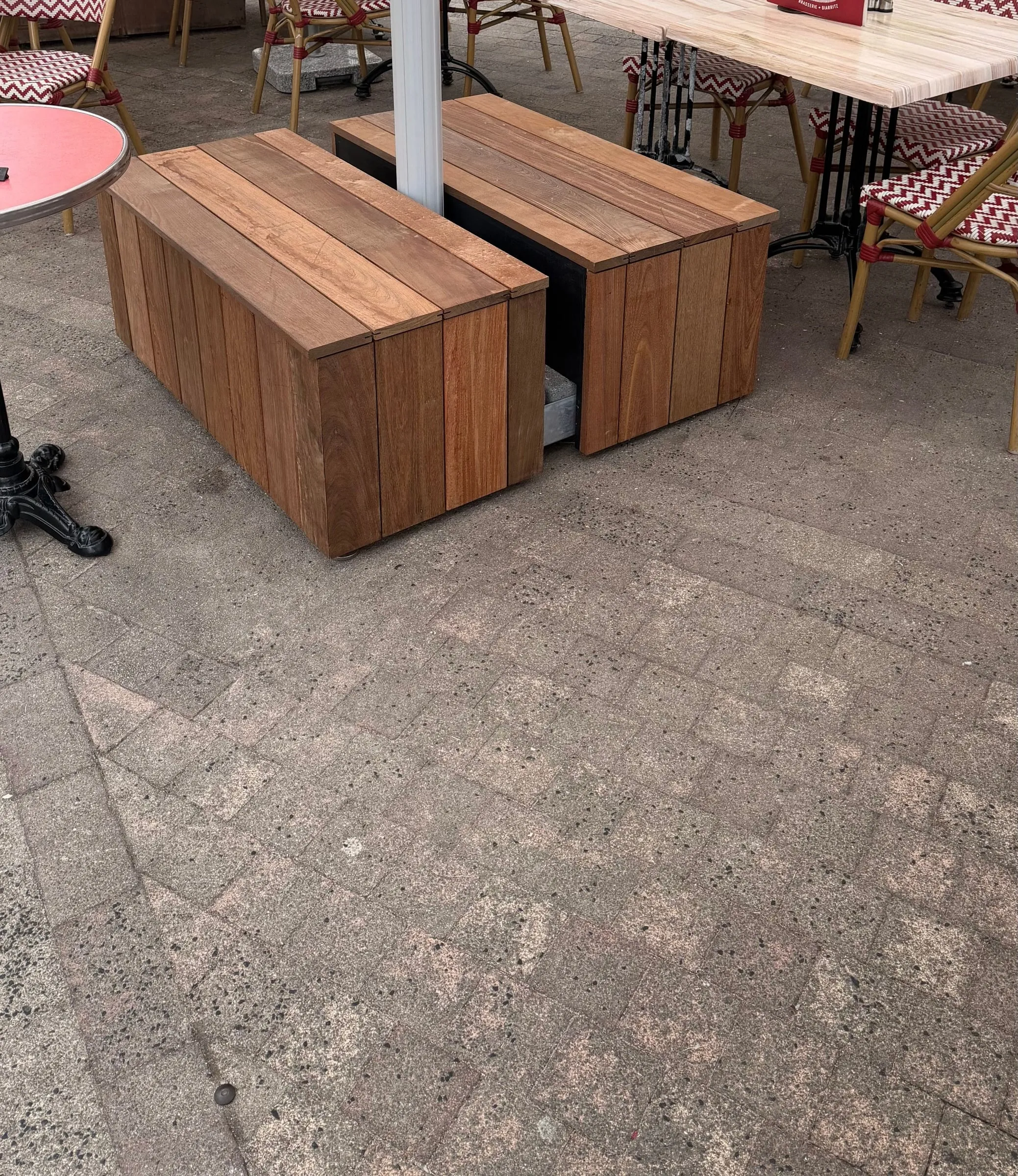 Mobilier sur mesure — ouvrage terminé, photo 1